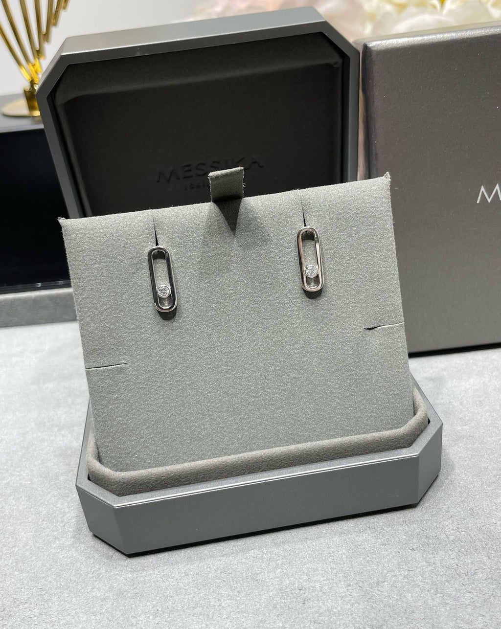 [Imperial] MOVE UNO SMALL 1 DIAMOND EARRINGS