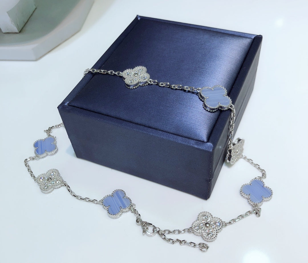 [Imperial] CLOVER 10 MOTIFS CHALCEDONY DIAMONDS SILVER NECKLACE